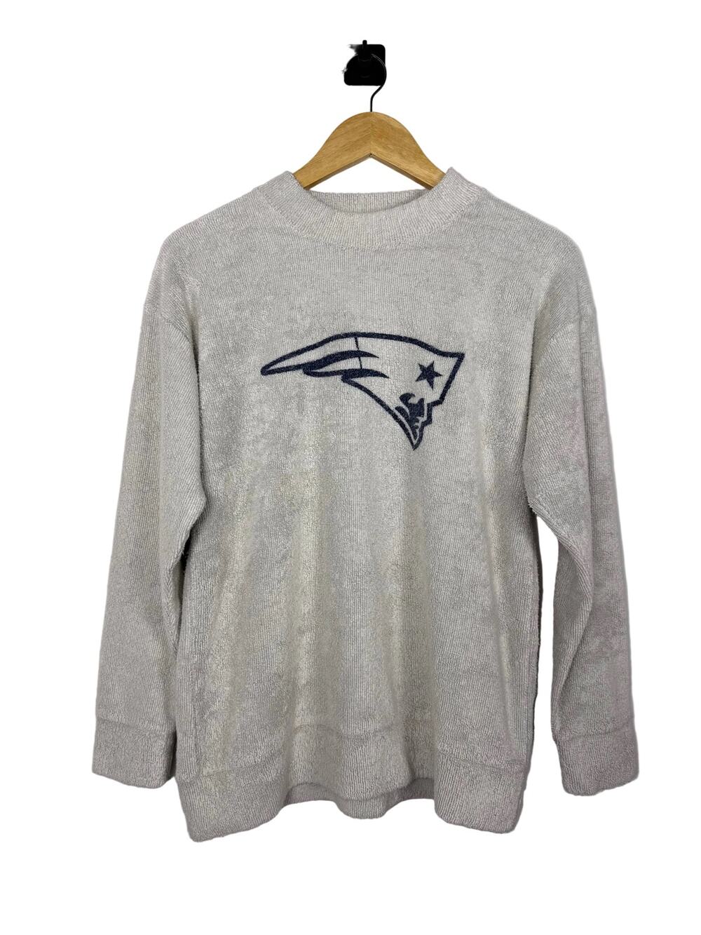 New England Patriots Cloth Crewneck NFL Sweater Grey Blue Small